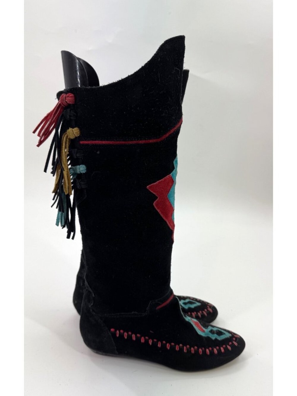 L. J Simone Black Suede Boots Vintage Embroidery & Tassel Accents Size 6B